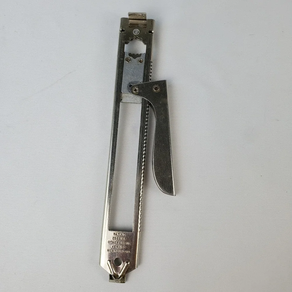Vintage Adjustable Jar/Can/Bottle Opener Kitchen Multi-Tool Pat 26691412